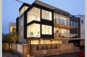 2 Bed 3 Bath Right on the Beach WOW Great Value